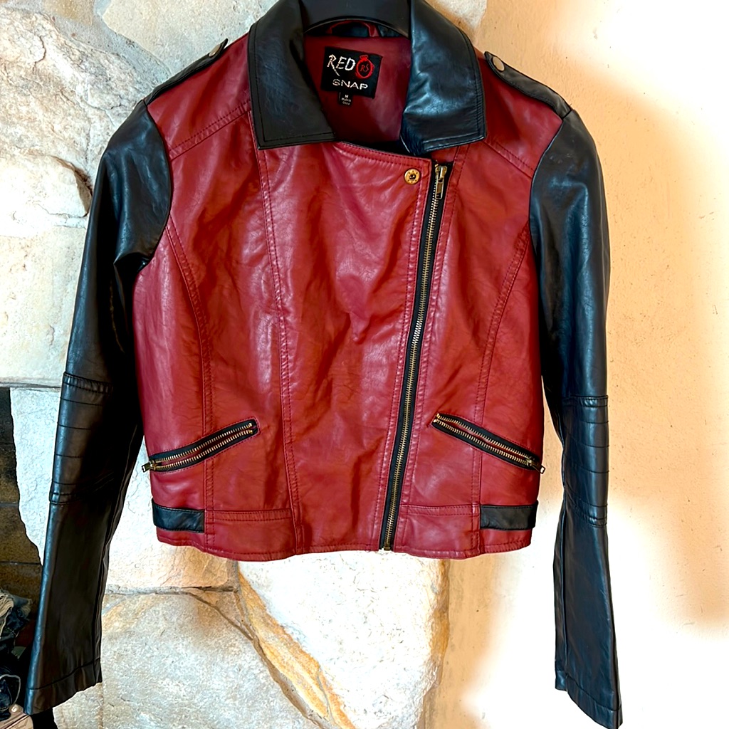 Red Snap Vegan Leather Jacket Size M Black And Burgundy